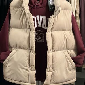 Roots Premium Down Puffer Vest